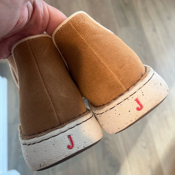 Justin shoes. Great condition. Worn 2x men's size 7 1/2. - Picture 3 of 3